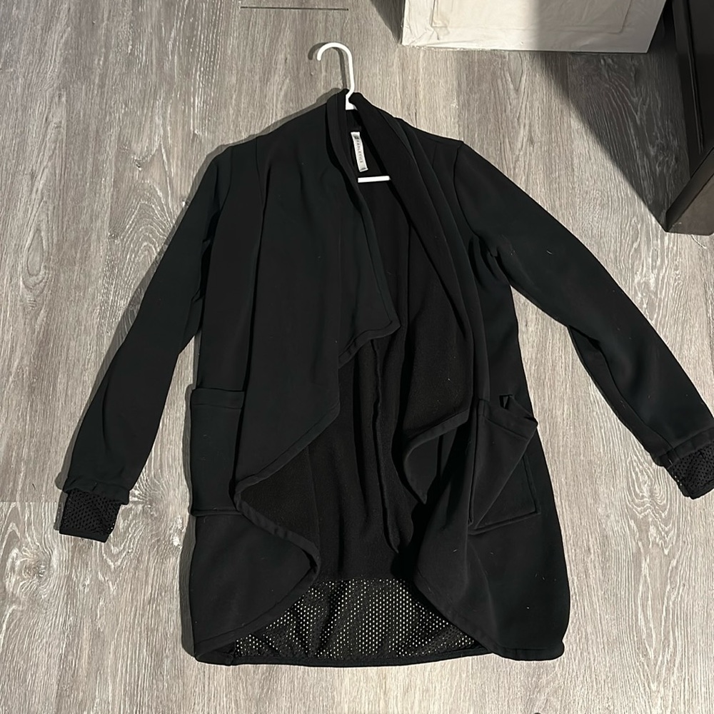 Fabletics cardigan w mesh/netted bottom